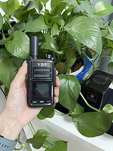 聊城1000公里對講機遠盛通插卡對講機Y-618公網(wǎng)4G